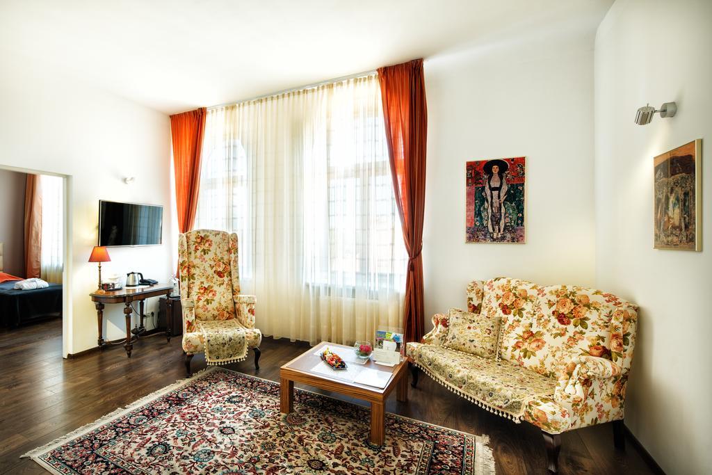 ריגה City Hotel Teater מראה חיצוני תמונה